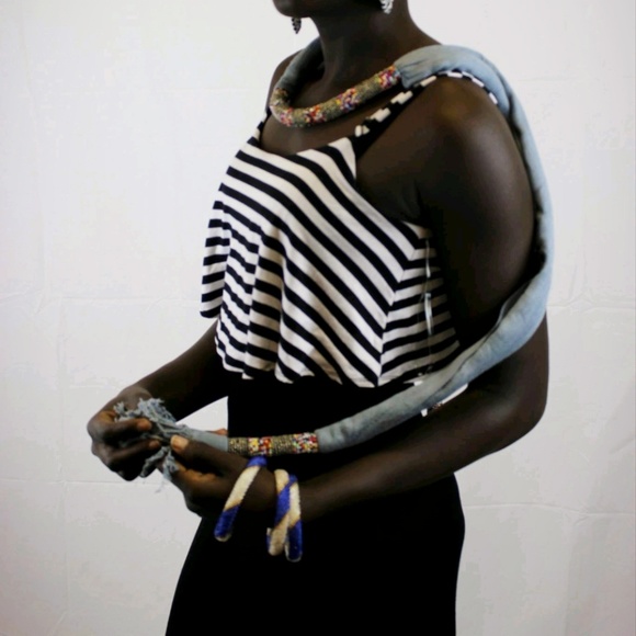 Scarfs - Picture 3 of 3